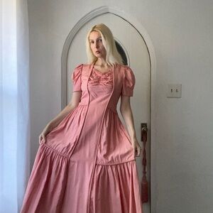 Vintage 40s Handmade Mauve/Pink Taffeta Ruched Bodice Tiered Beautiful Dress Sm